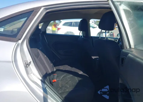 2019 Ford Fiesta Se из США, поврежденный, VIN 3FADP4BJ5KM118996